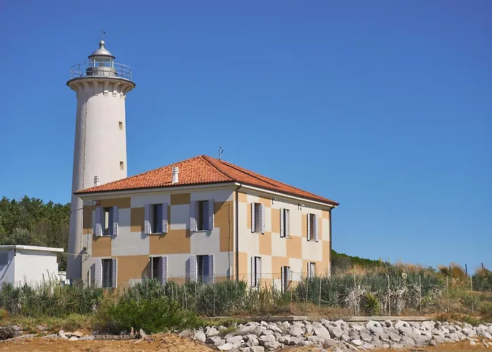 Апартаменти With Terrace And Swimming Pool Бібіоне